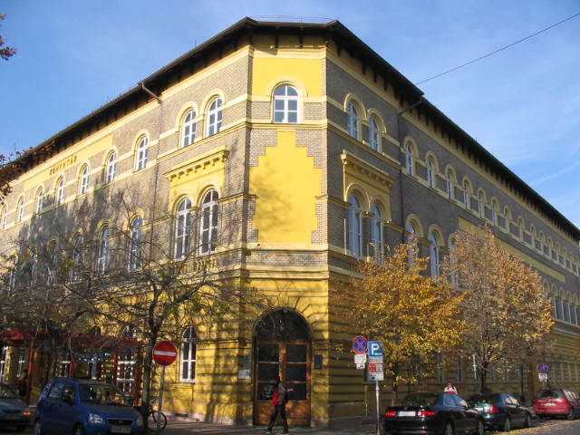 Verseghy Ferenc Könyvtár – 1. kép